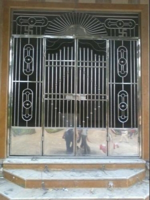 Stainless Steel Mandir Railing