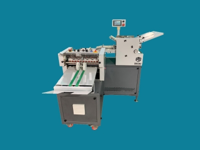 AUTOMATIC PLASTIC HAND GLOVES PAPER FOLDING MACHINE