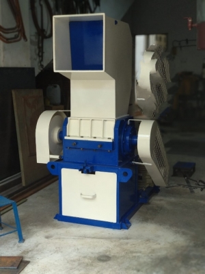 Scrap Grinding Machine