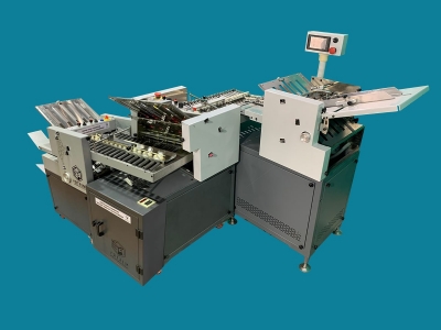 AUTOMATIC COMPLETE DIAMOND PACKET FOLDING UNIT