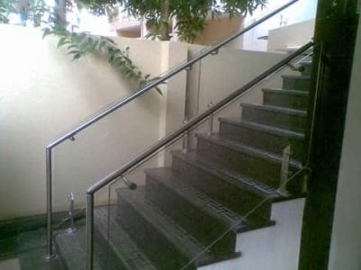 SS Glass Railings