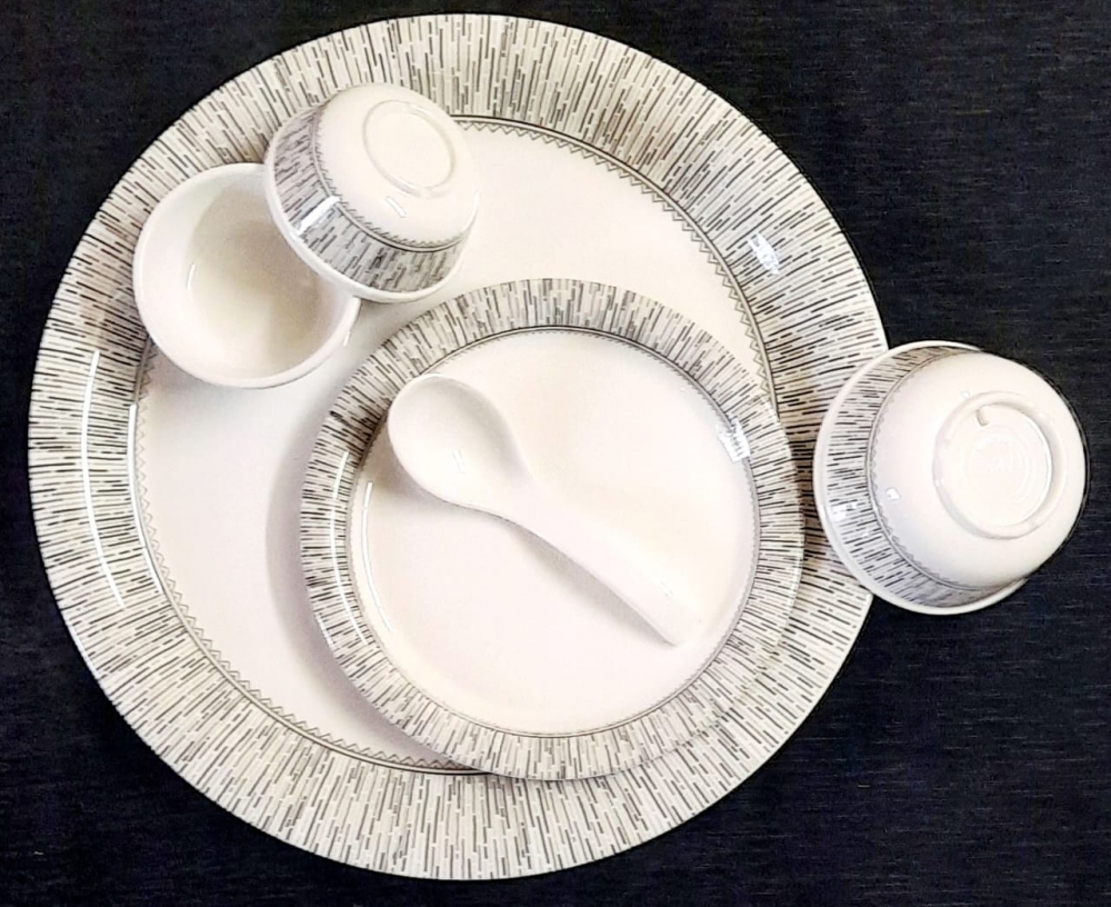 Melamine set