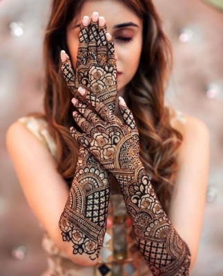 Mehndi class