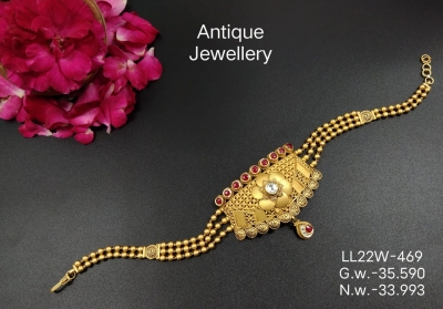 Antique  jewellery.    (Bajubhandh)