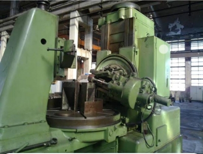 Gear Hobbing Machine